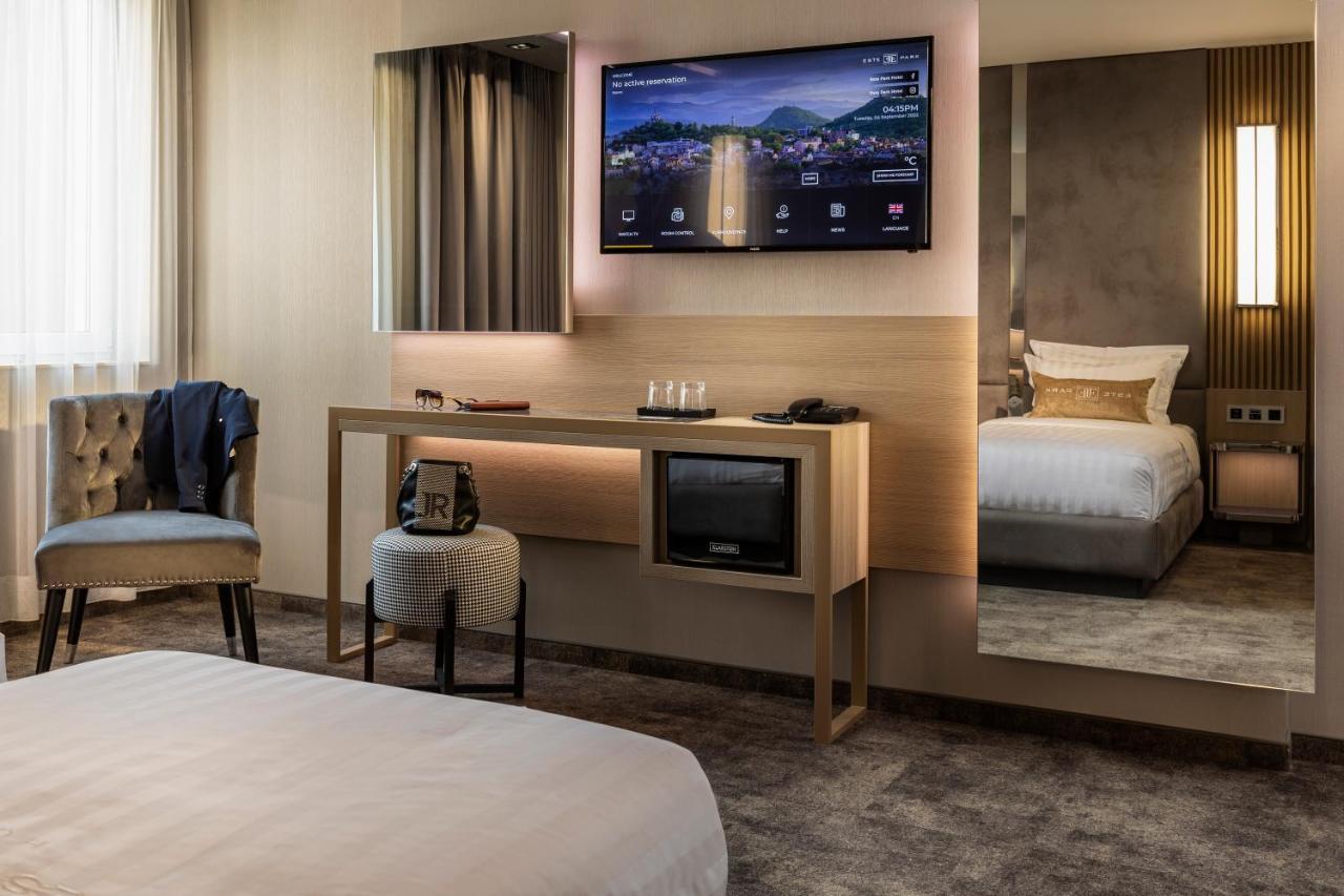 -- Este Park Hotel -- Part Of Urban Chic Luxury Design Hotels - Parking & Compliments - Next To Shopping & Dining Mall Plovdiv Exteriör bild