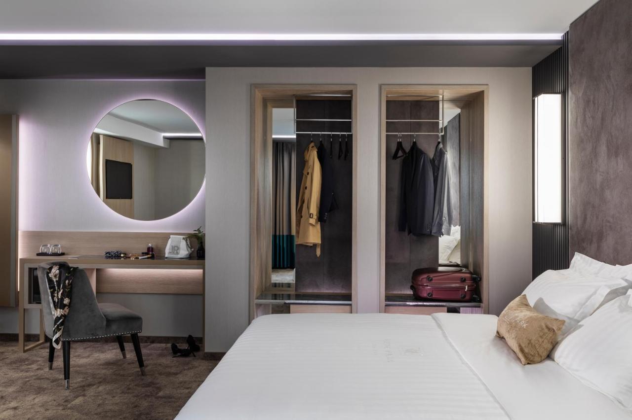 -- Este Park Hotel -- Part Of Urban Chic Luxury Design Hotels - Parking & Compliments - Next To Shopping & Dining Mall Plovdiv Exteriör bild
