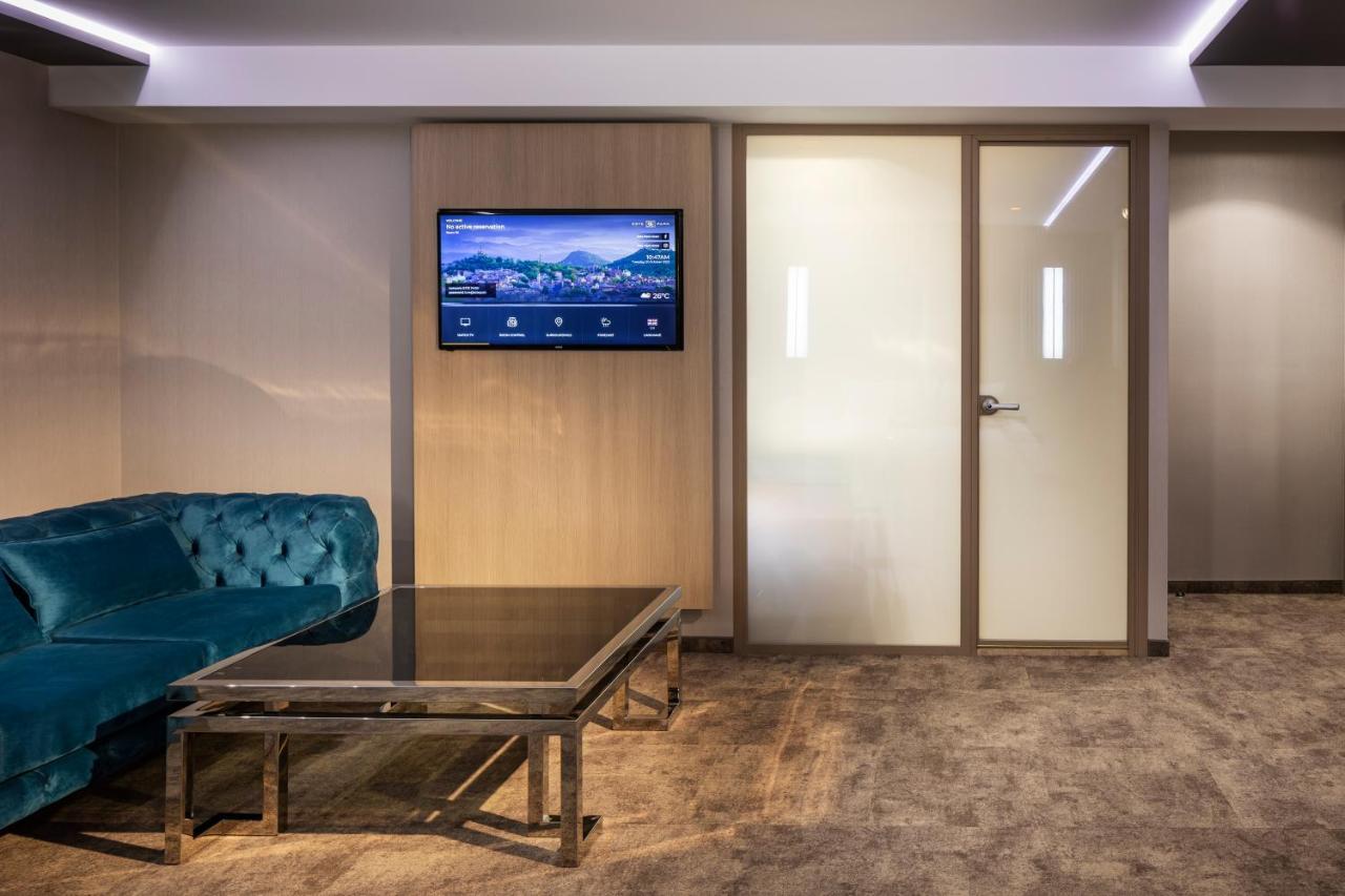 -- Este Park Hotel -- Part Of Urban Chic Luxury Design Hotels - Parking & Compliments - Next To Shopping & Dining Mall Plovdiv Exteriör bild