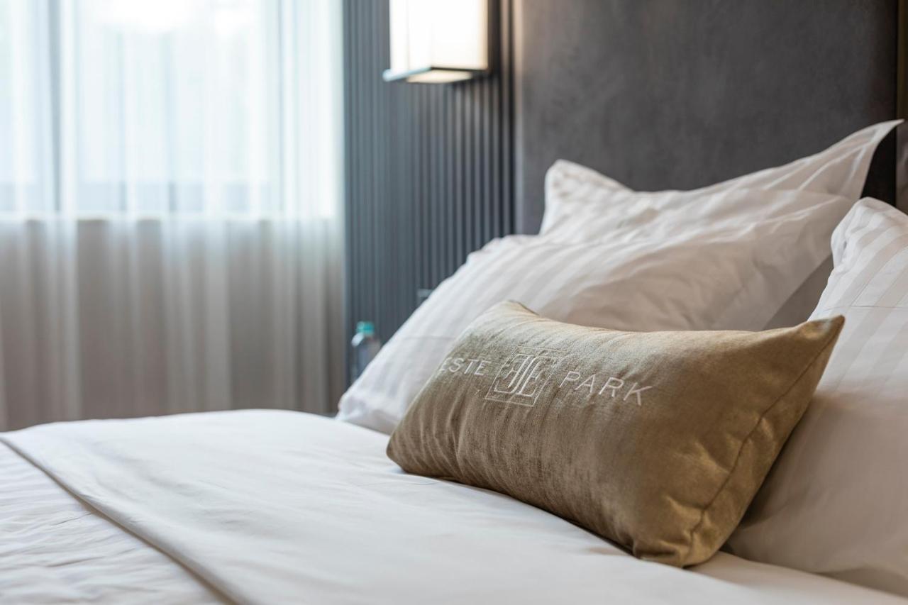 -- Este Park Hotel -- Part Of Urban Chic Luxury Design Hotels - Parking & Compliments - Next To Shopping & Dining Mall Plovdiv Exteriör bild